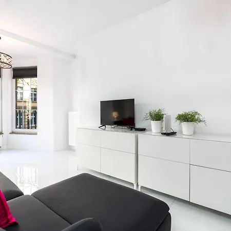 Kosinskiego By Renters Poznan